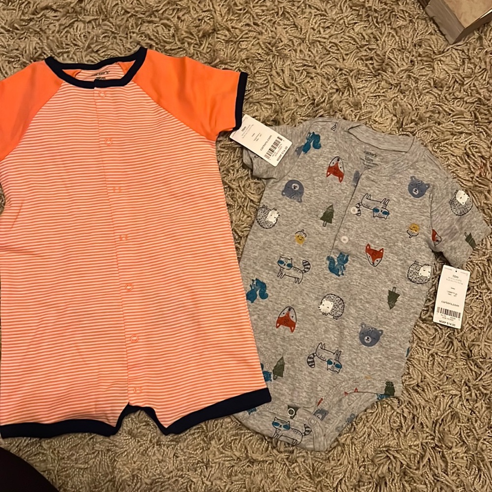 Short sleeve onesie and short sleeve romper